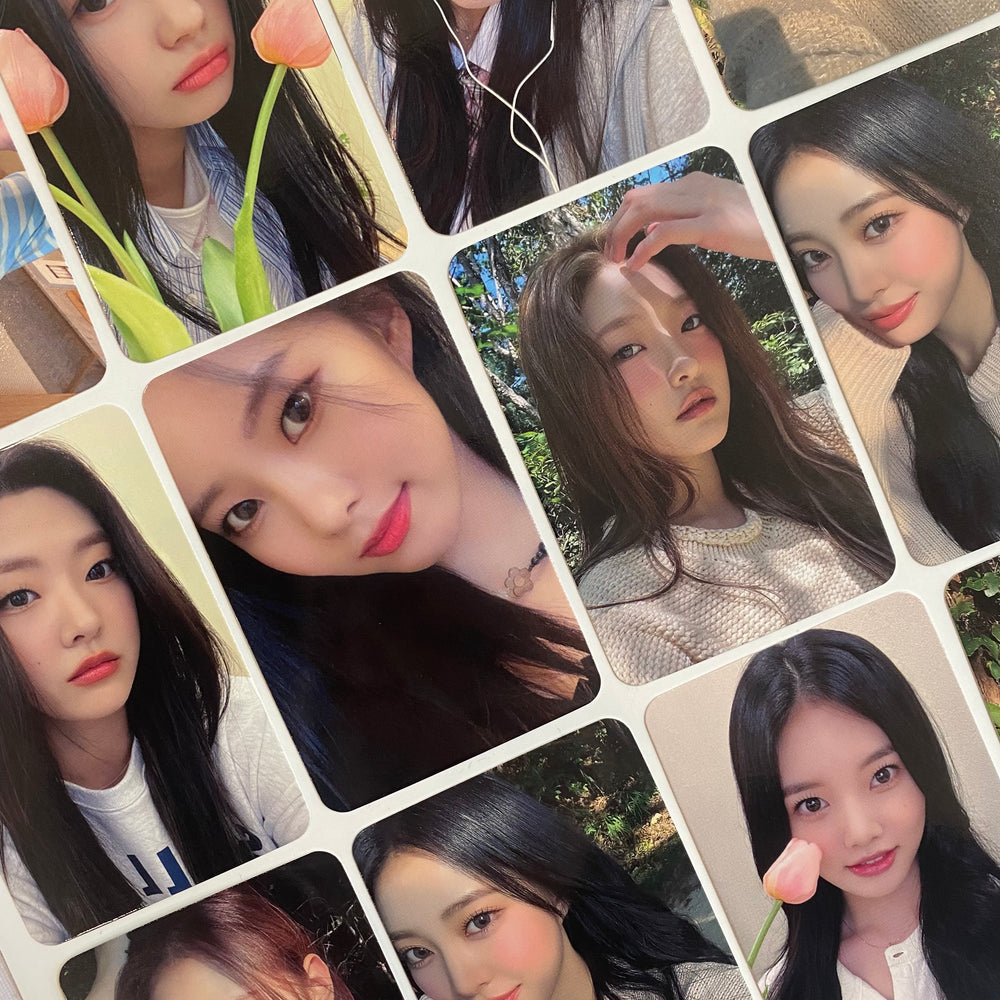 Weeekly - ColoRise Apple Music Lucky Draw Photocard