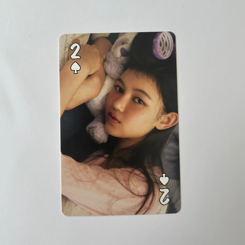 NEWJEANS - Seasons Greetings 2023 Photocards