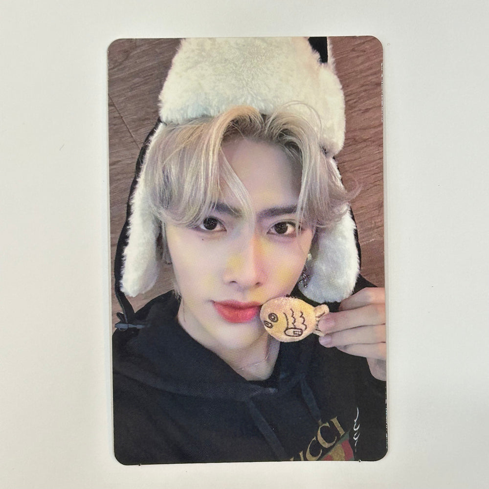 ZEROBASEONE - Melting Point Apple Music Lucky Draw Photocard