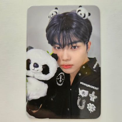 ZEROBASEONE - YOU HAD ME AT HELLO Apple Music Preorder Photocard