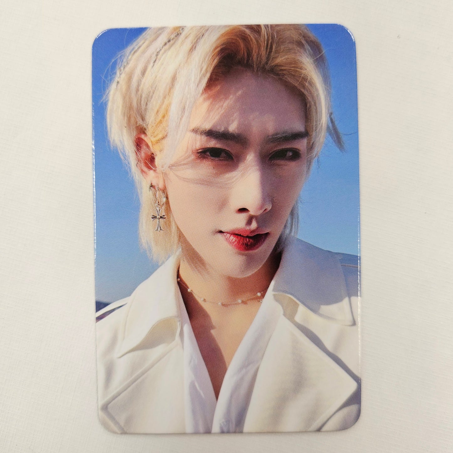 ZEROBASEONE - YOU HAD ME AT HELLO Soundwave Preorder Photocard