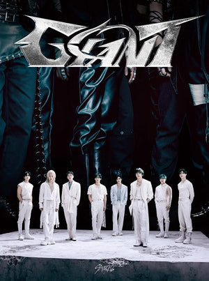 [PRE-ORDER] Stray Kids - GIANT [Japanese Album]