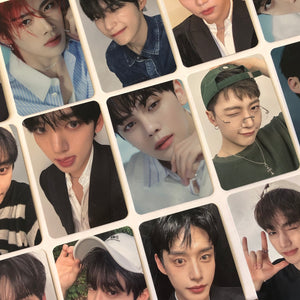 ZEROBASEONE - YOU HAD ME AT HELLO Jump Up Photocard