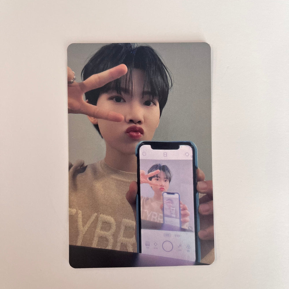 
            
                Load image into Gallery viewer, TREASURE - Reboot YG Select Photobook Photocards
            
        