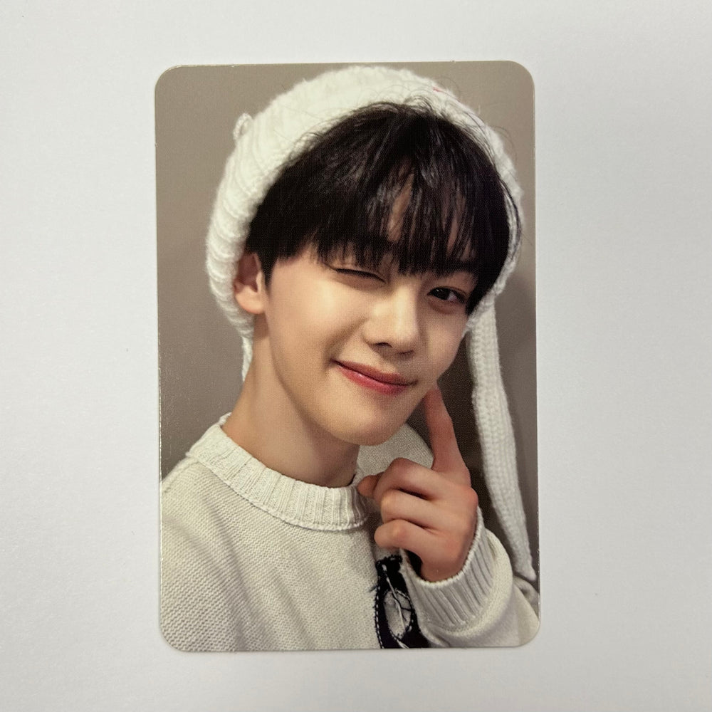 ZEROBASEONE - YOU HAD ME AT HELLO Makestar Bunny Photocard