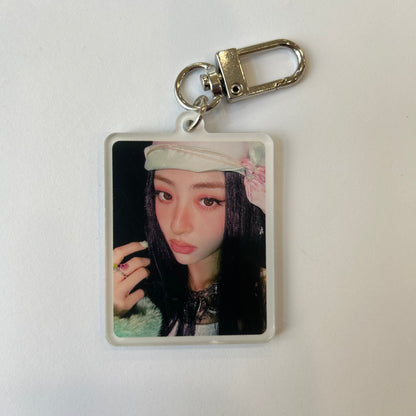 LE SSERAFIM - EASY Weverse Keyring