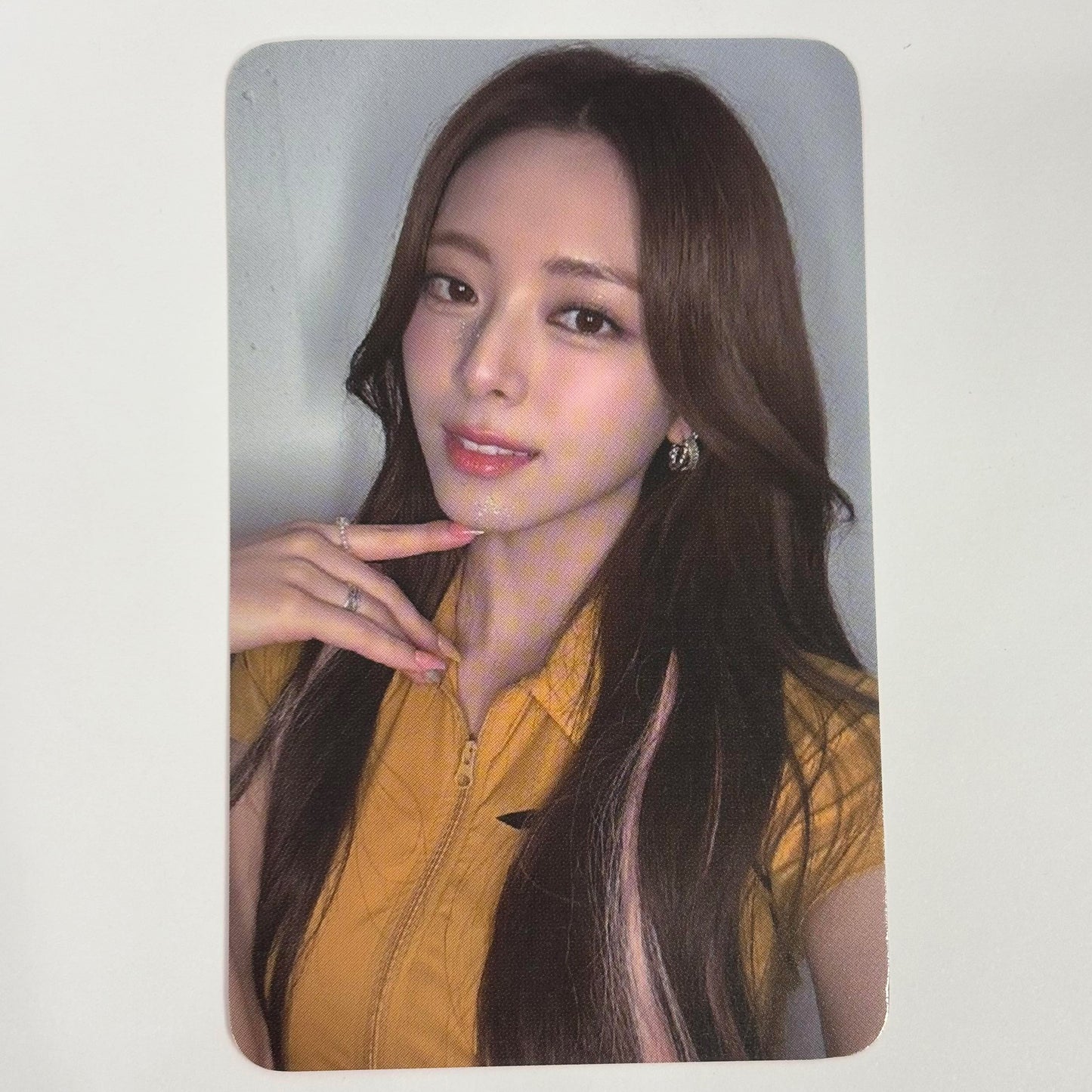 ITZY - GOLD Sound JYP Shop Photocards