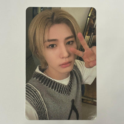 BOYNEXTDOOR - 19.99 Soundwave Photocard