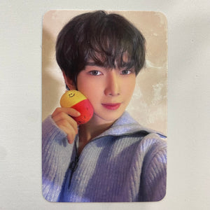 
            
                Load image into Gallery viewer, ATEEZ - THE WORLD EP.FIN : WILL Soundwave Lucky Draw Photocard
            
        
