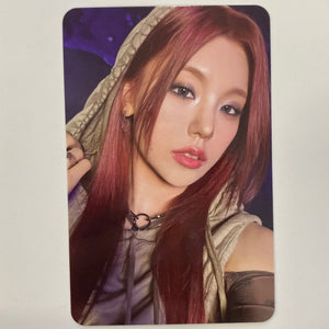 ITZY - Born To Be Album Photocards