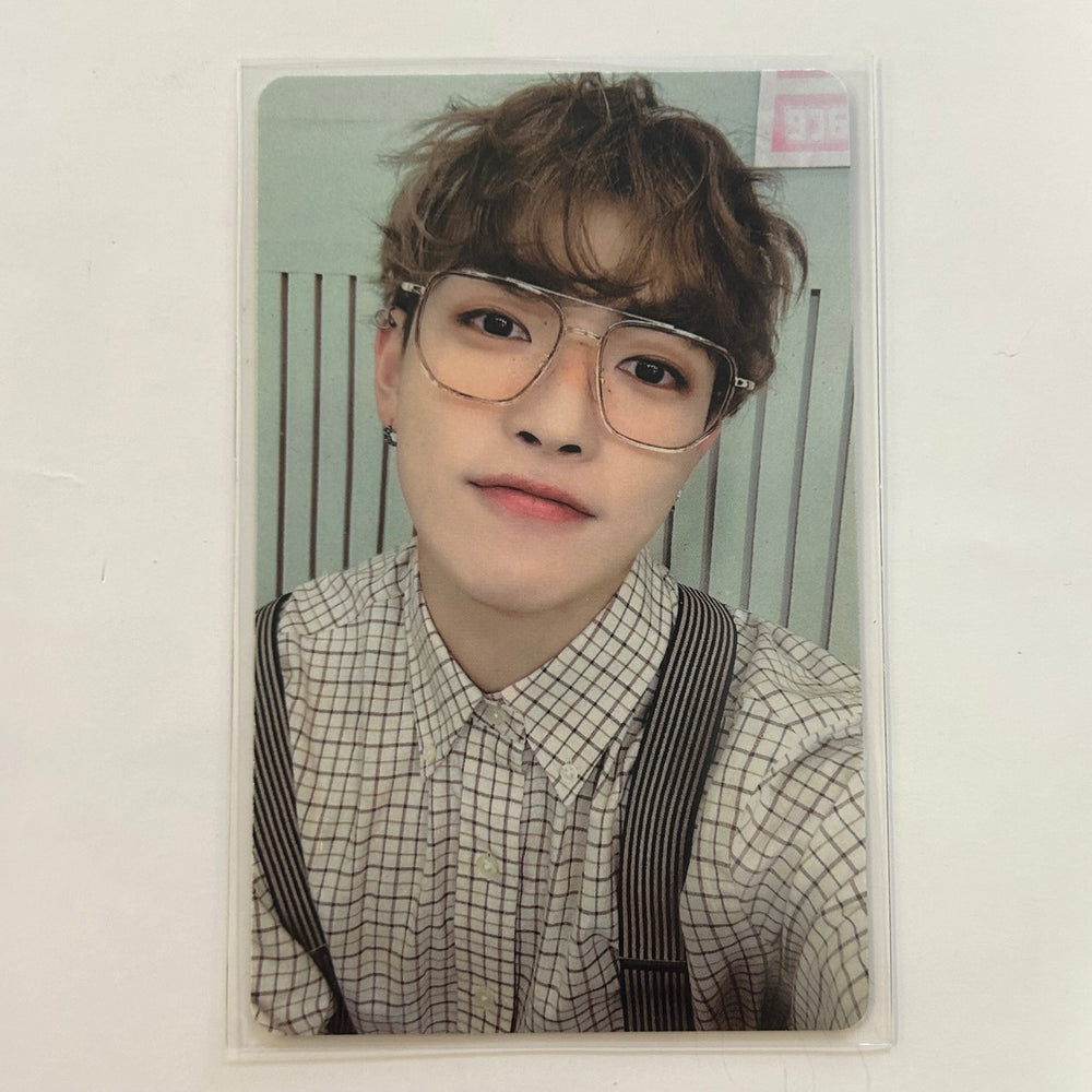 ATEEZ - 2023 SEASON'S GREETINGS Photocard