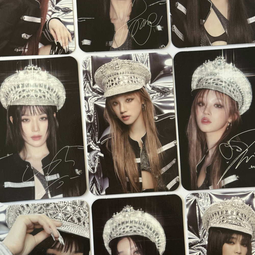 (G)I-DLE - Super Lady Trading Cards