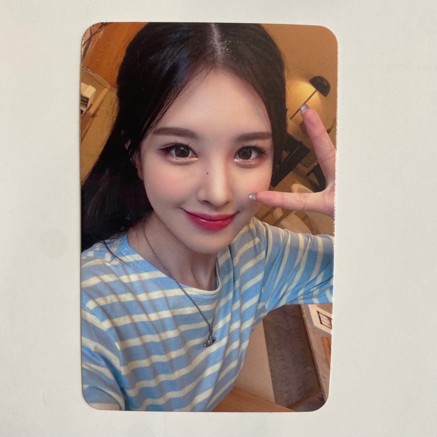 Weeekly - ColoRise Apple Music Lucky Draw Photocard