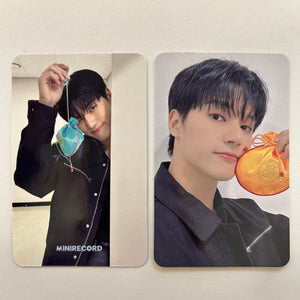 
            
                Load image into Gallery viewer, ATEEZ  - THE WORLD EP.FIN : WILL Minirecord New Years Photocard
            
        