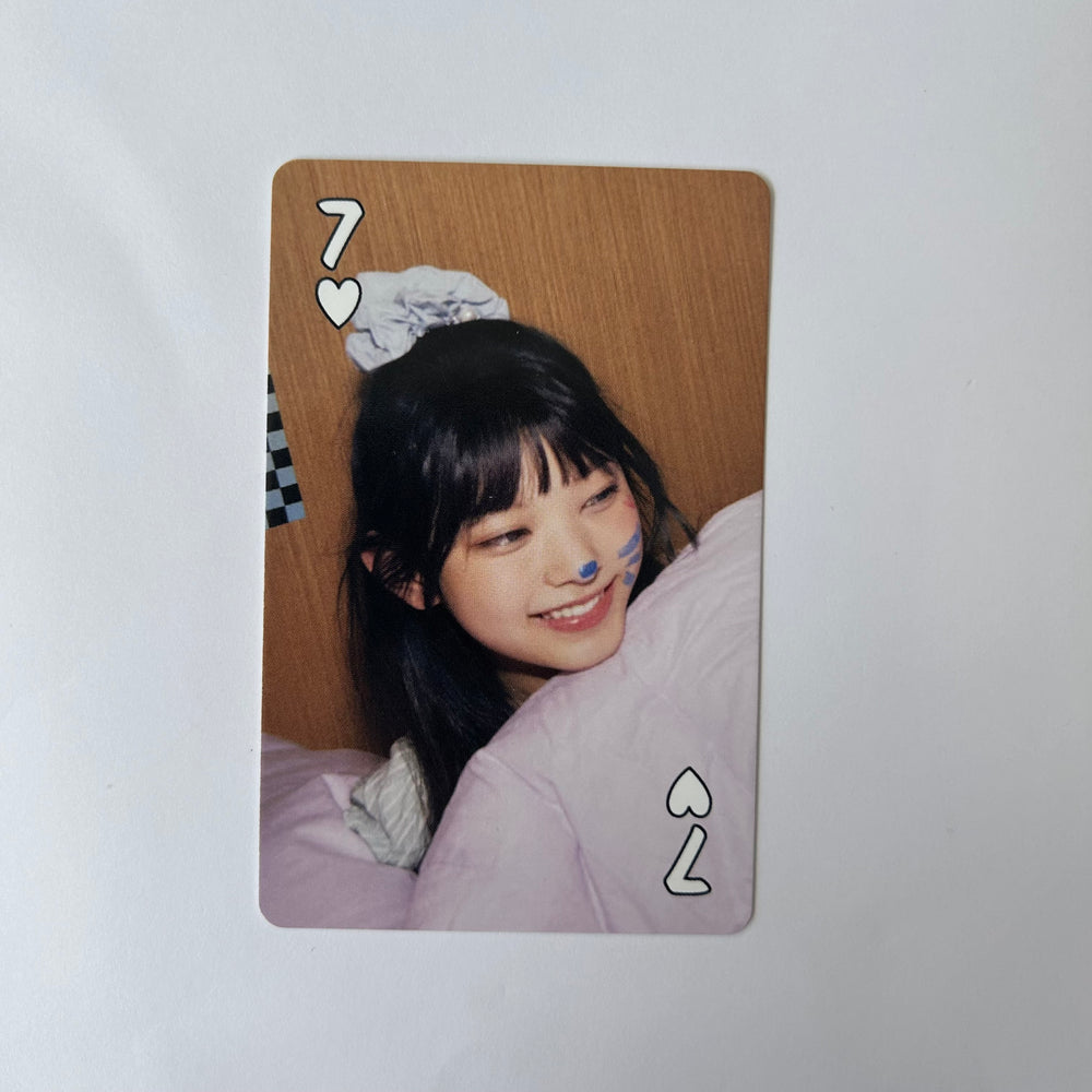 NEWJEANS - Seasons Greetings 2023 Photocards