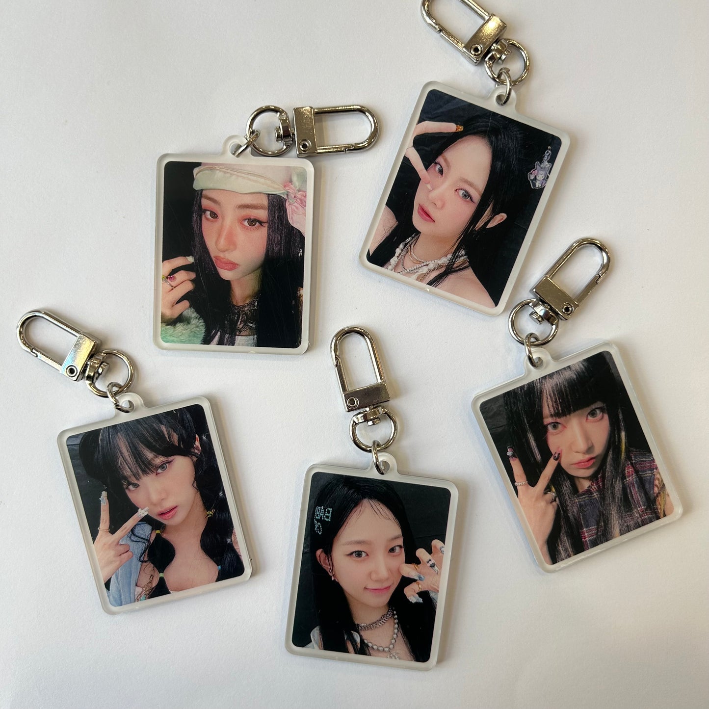 LE SSERAFIM - EASY Weverse Keyring