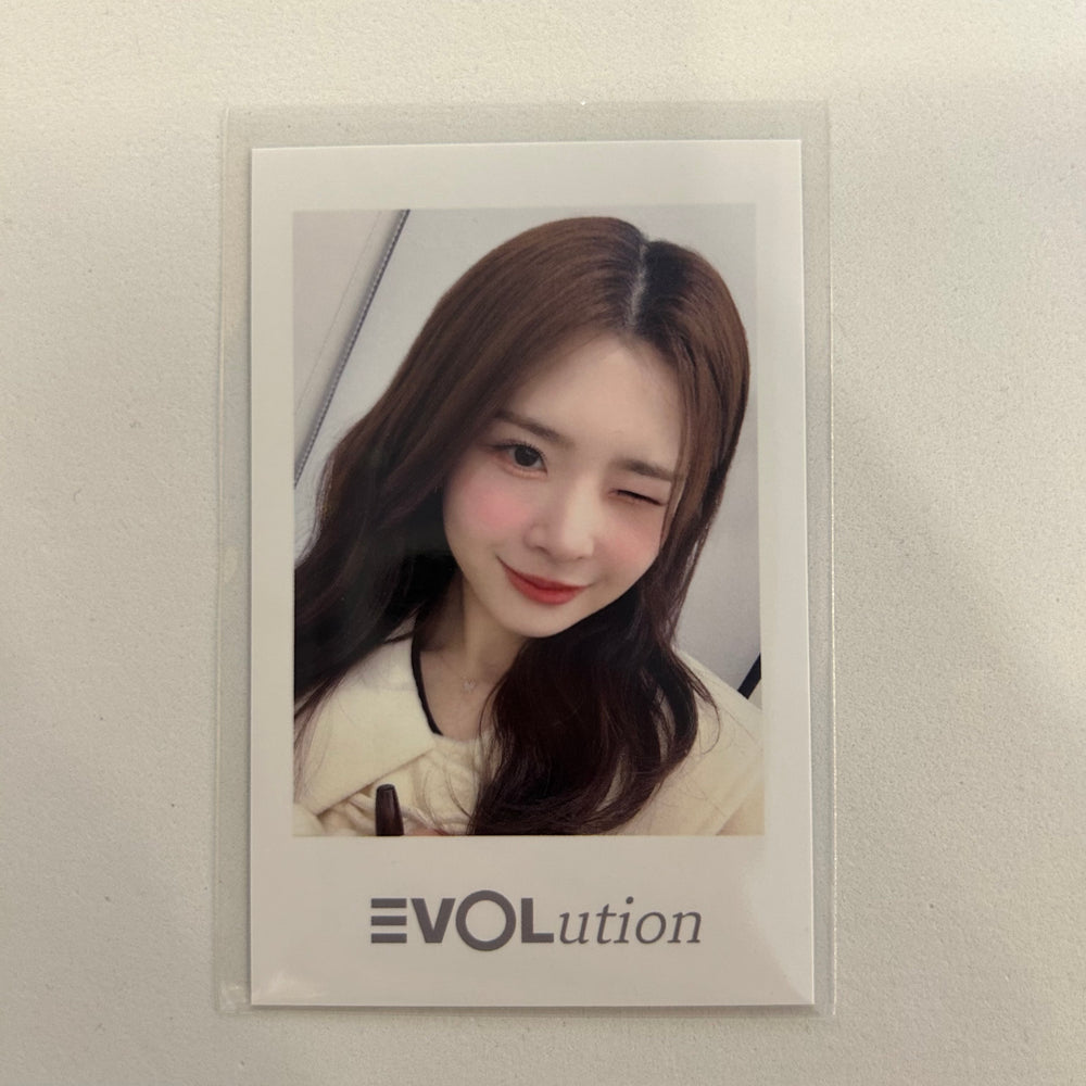 tripleS - EVOLution Makestar Photocard