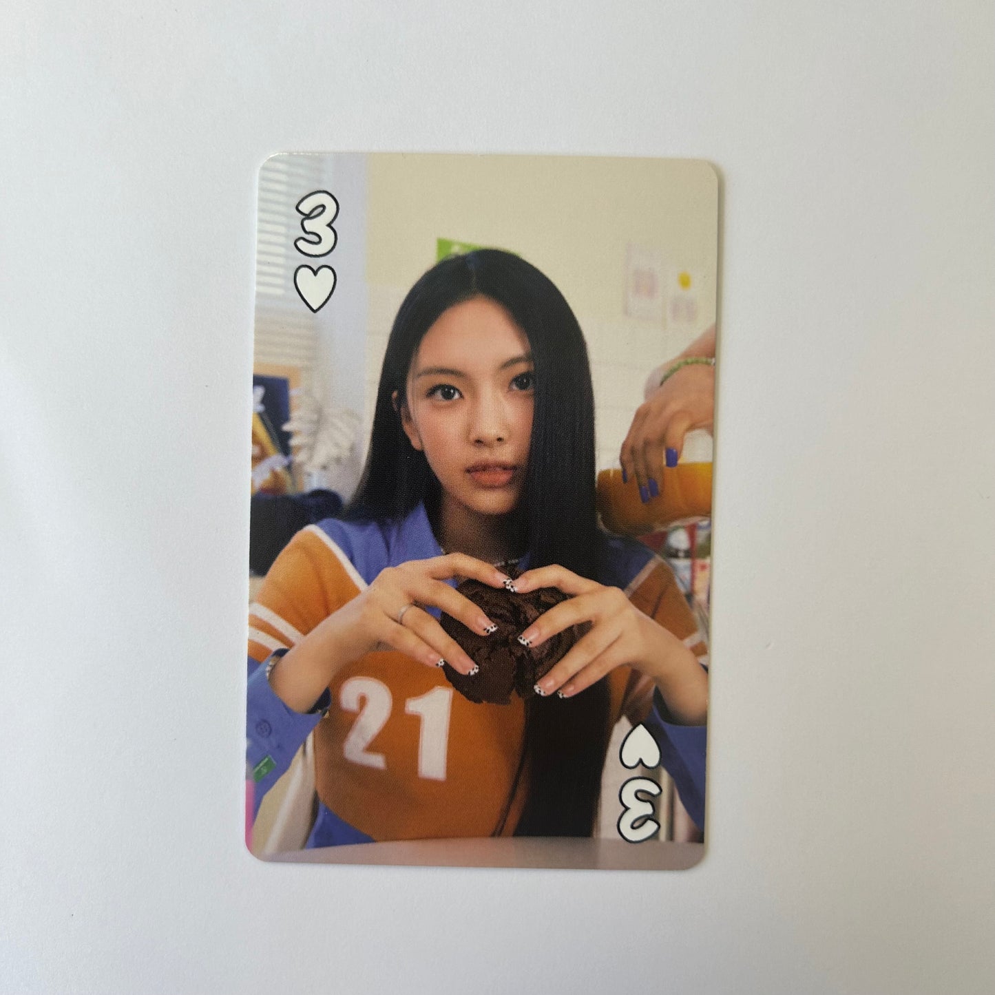 NEWJEANS - Seasons Greetings 2023 Photocards