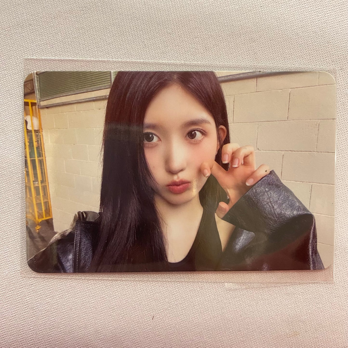 IVE - IVE MINE Starship Pre-Order Card