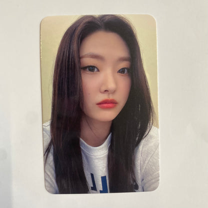 Weeekly - ColoRise Apple Music Lucky Draw Photocard