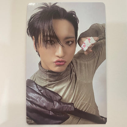 ATEEZ - OUTLAW Album Photocards