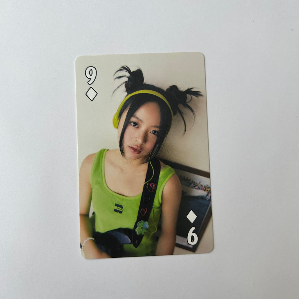 NEWJEANS - Seasons Greetings 2023 Photocards