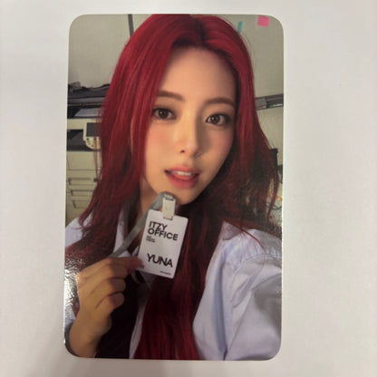 ITZY - Seasons Greetings 2025 JYP SHOP Pre-order Benefit Photocards