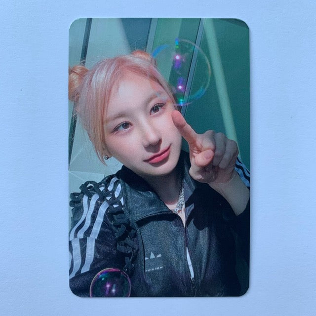 Lee Chaeyeon - Over The Moon Makestar Photocards