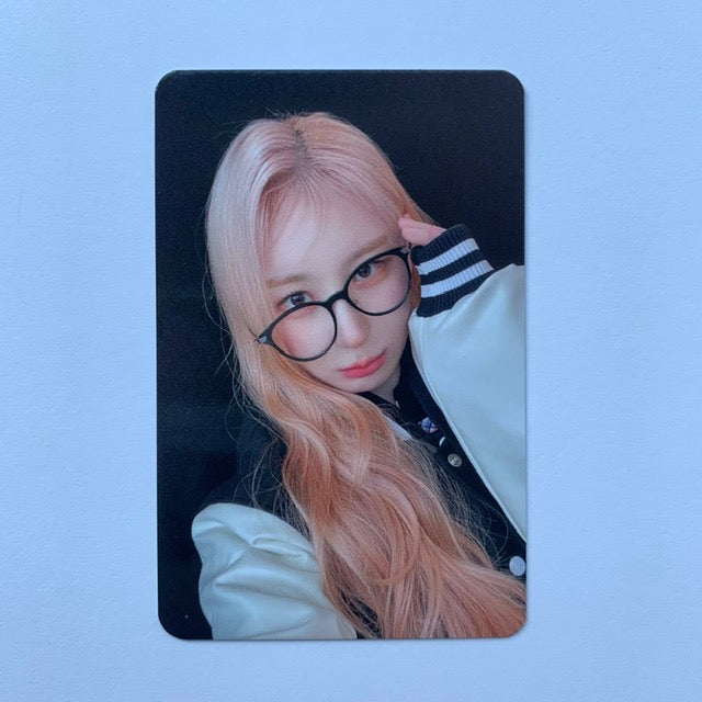 Lee Chaeyeon - Over The Moon Makestar Photocards