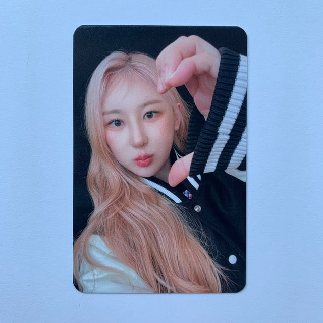 Lee Chaeyeon - Over The Moon Makestar Photocards