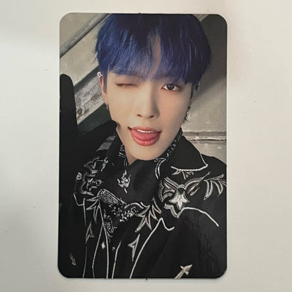 ATEEZ - The World EP.2: OUTLAW Mini Record Pre-Order Photocards