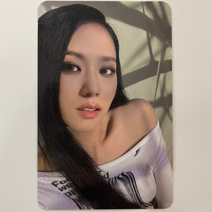 JISOO - 'Me' YG SELECT Photocards