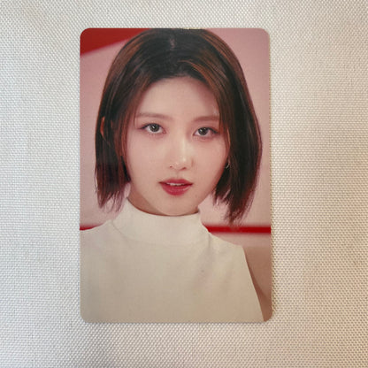 IVE - WAVE Tower Records Pre-Order Photocard