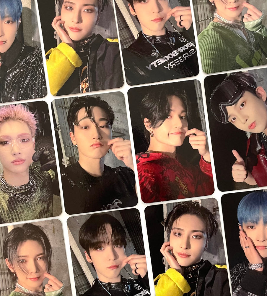 ATEEZ - The World EP.2: OUTLAW Minirecord Round 2 Photocards