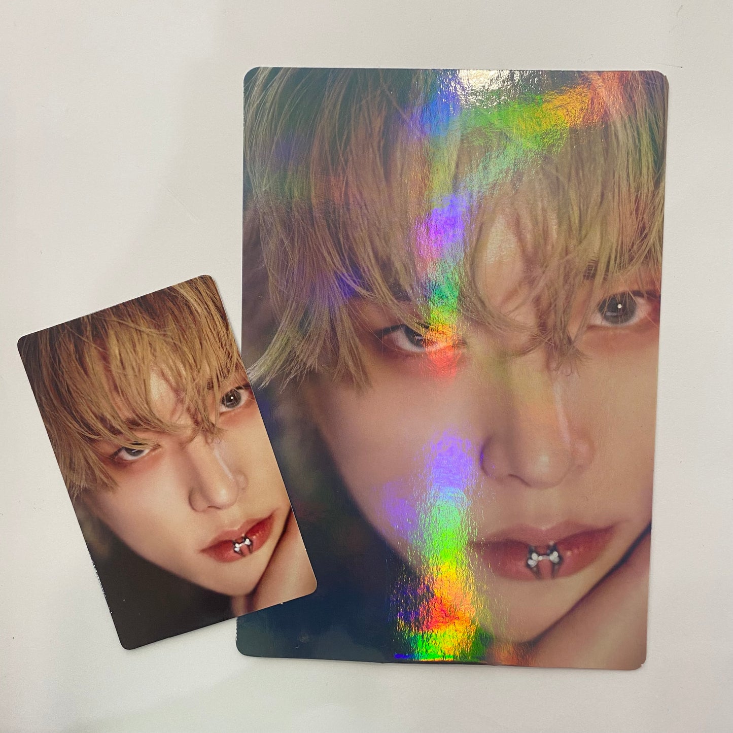 ENHYPEN - 'Dark Blood' Weverse Postcard + Photocard