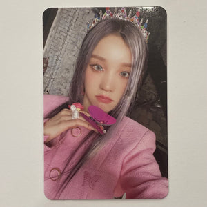 
            
                Load image into Gallery viewer, (G)I-DLE - I FEEL Makestar Photocards
            
        