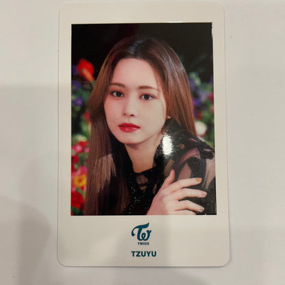 TWICE - Kura Kura Polaroids