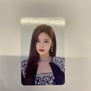 ITZY - Checkmate World Tour Trading Cards