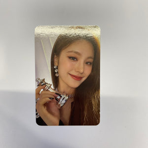 ITZY - Checkmate World Tour Trading Cards