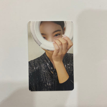 ITZY - Lightring/Bag Photocards