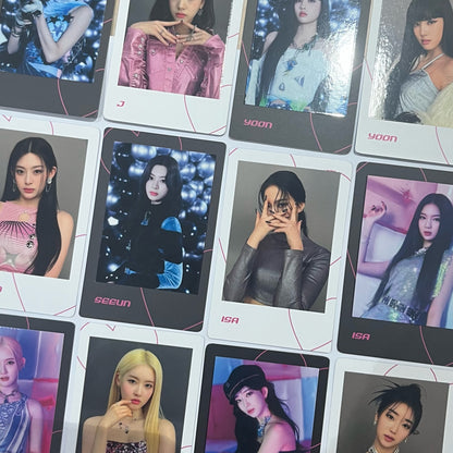 STAYC - YOUNG-LUV.COM Polaroids