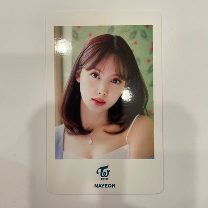 TWICE - Kura Kura Polaroids