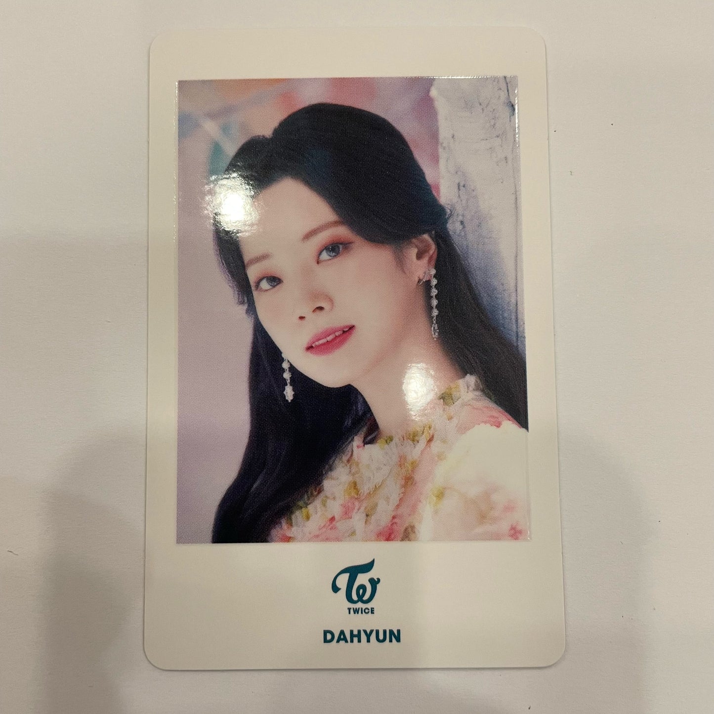 TWICE - Kura Kura Polaroids