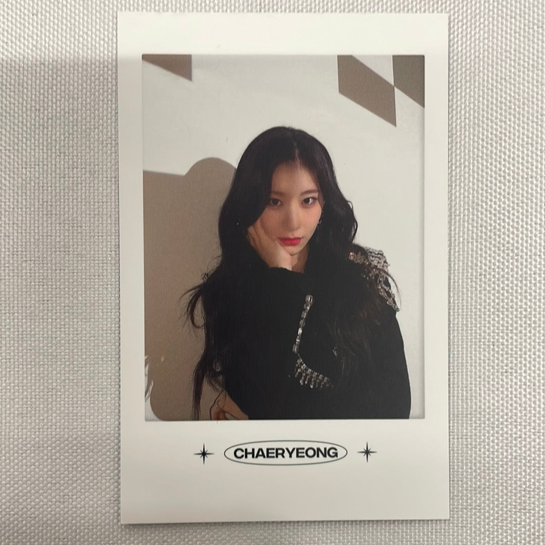 ITZY - Checkmate World Tour Polaroids