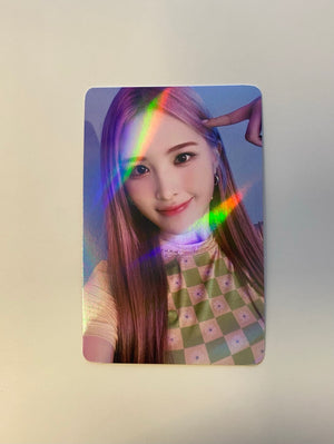 Weeekly - Play Game: Holiday Withdrama Photocards