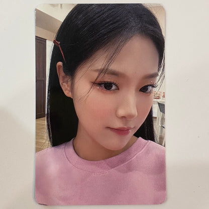 LOONA - World Tour Trading Cards