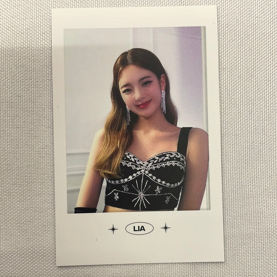 ITZY - Checkmate World Tour Polaroids