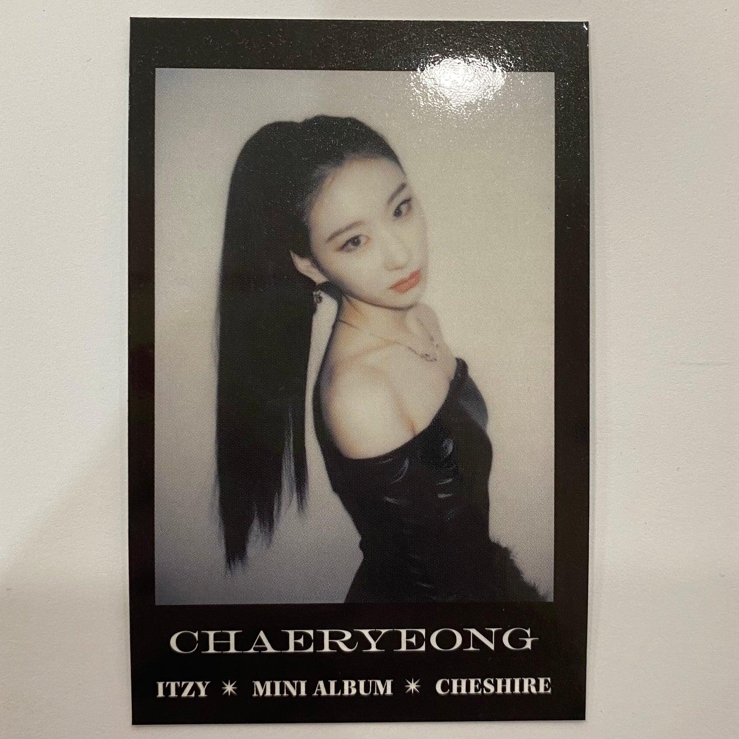 ITZY - Cheshire Soundwave Preorder Photocards